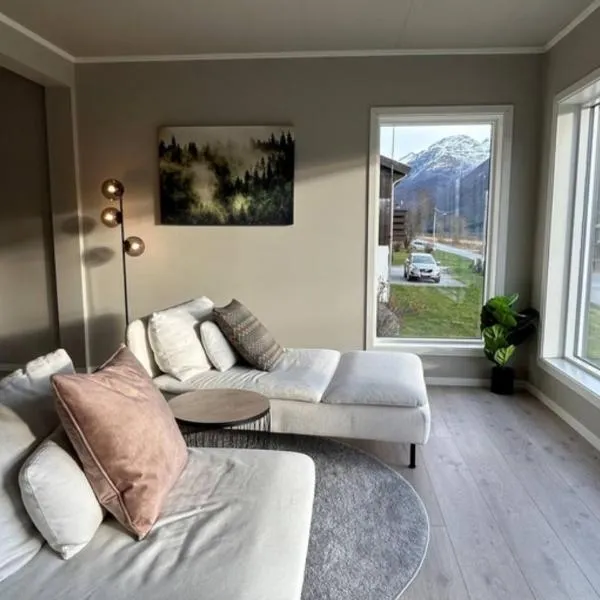Beautiful Villa in Isfjorde、Isfjordenのホテル