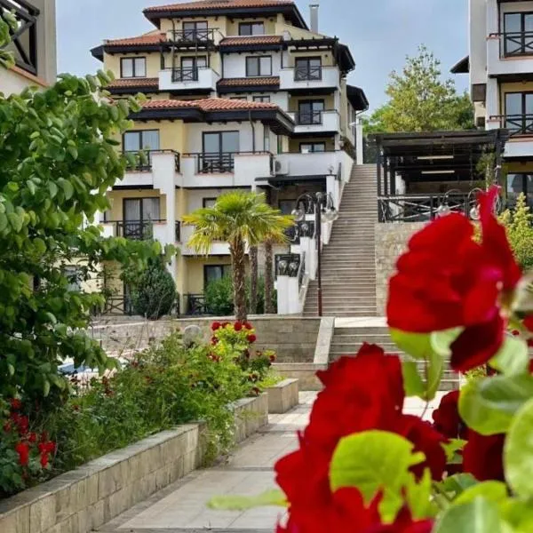 Relaxing apartment - 100 meters from the sea، فندق في تشيرنوموريتس