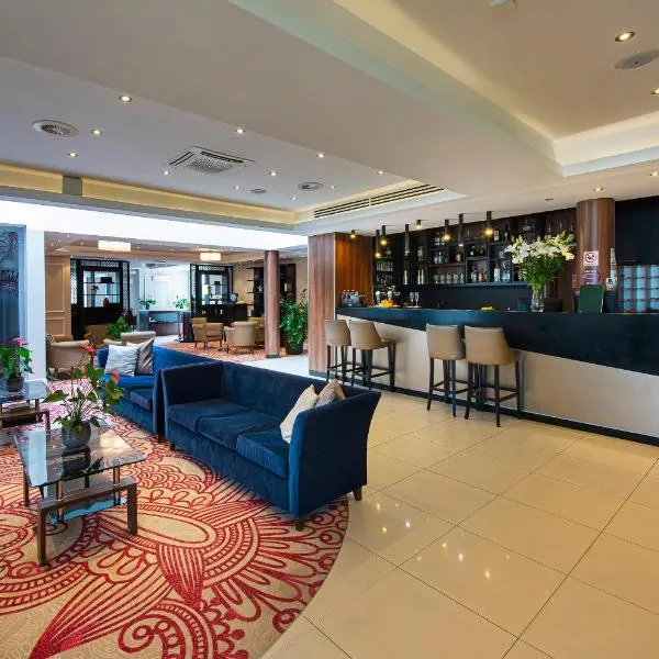 Outlet Hotel Polgár – hotel w mieście Polgár