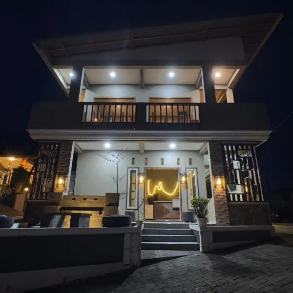 Sky View Bromo Guest House, hotel v destinaci Ngadisari