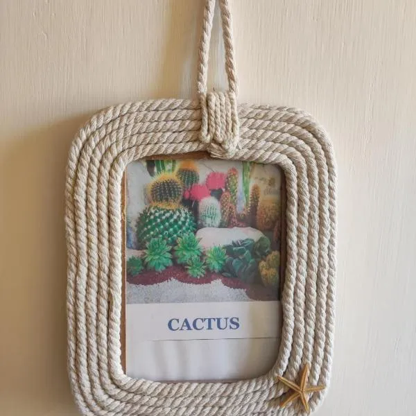 Chambre chez l'habitant "cactus" une, deux ou trois personnes, hotel em Derval