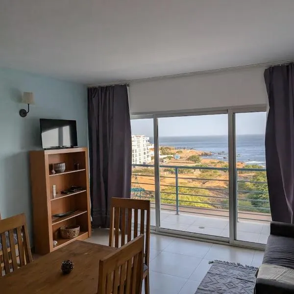 SeafrontView - Cozy T1 Apartment 2, hotel in Praia