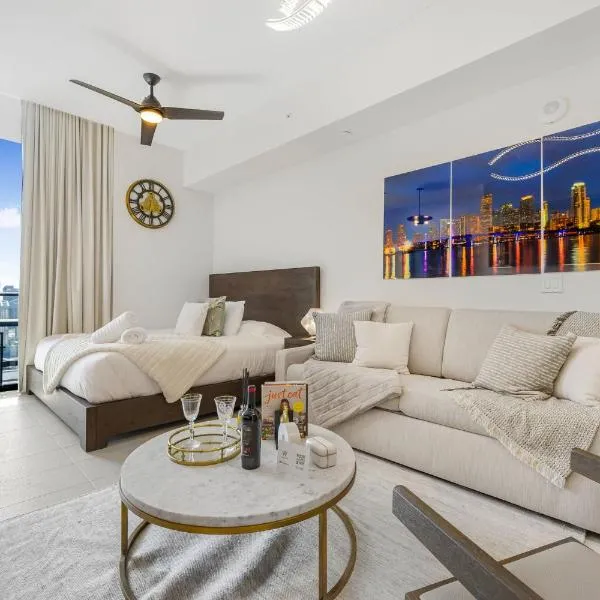 Exclusive Studio with City Views in Downtown Miami, hotel en Miami