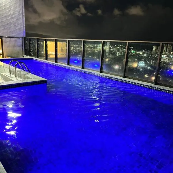 Flat Recife ilha do leite - Luxury piscina térmica, khách sạn ở Recife