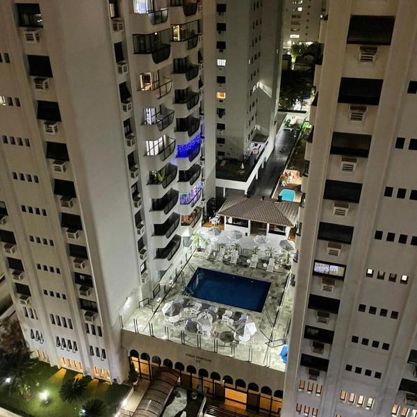 Apartamento na Praia de Pitangueiras, Guarujá