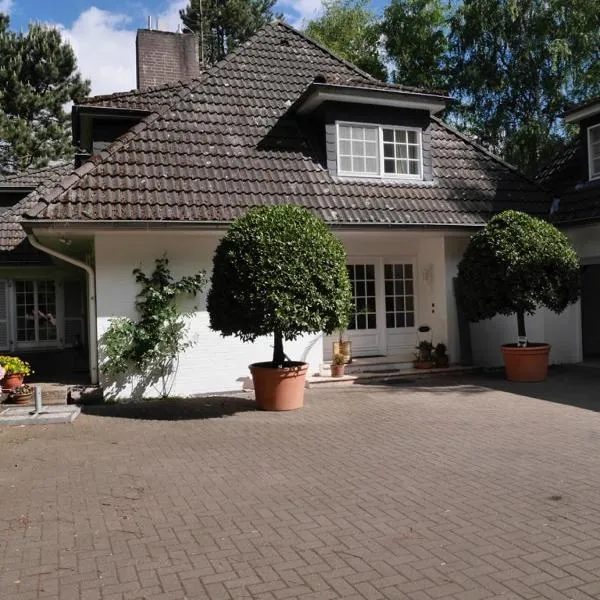 Villa Kükenkamp, hotel in Oetzen