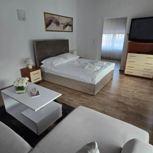 Motel Za Miedzą, hotel in Bralin