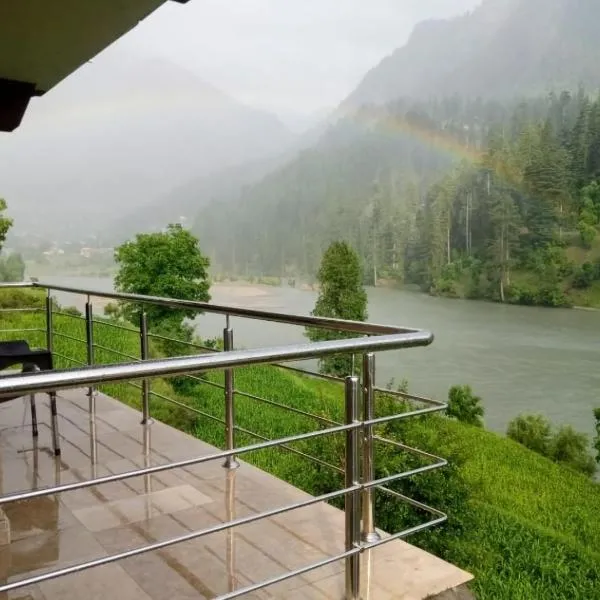 Sharda Lodge Neelam Valley, hotel di Shardi