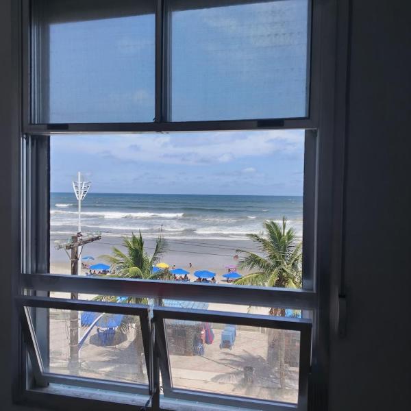 Apartamento pé na Areia com Garagem no Centro - Foto 3