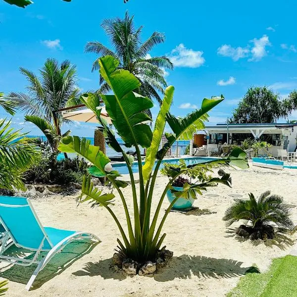 Pension Irivai appartement "Uparu" 1 chambre bord de mer、ウツロアのホテル