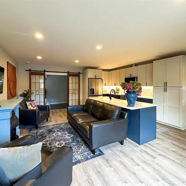 Sqc Cedar St Cottage, hotel v destinaci Sequim