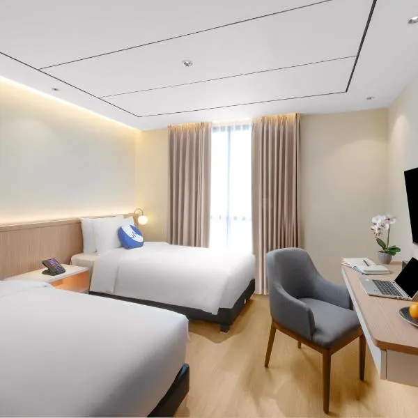 FOX Lite Hotel Majalaya，Bojong的飯店