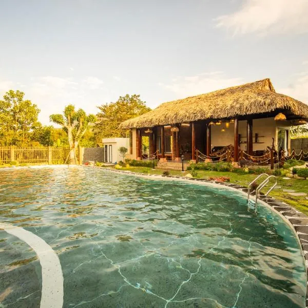 Lá Retreat near Ba Na Hills, hôtel à Thôn Phước Sơn