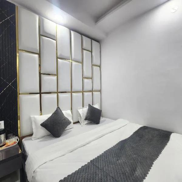 Cottage Yes Sir Dx, hotel di New Delhi