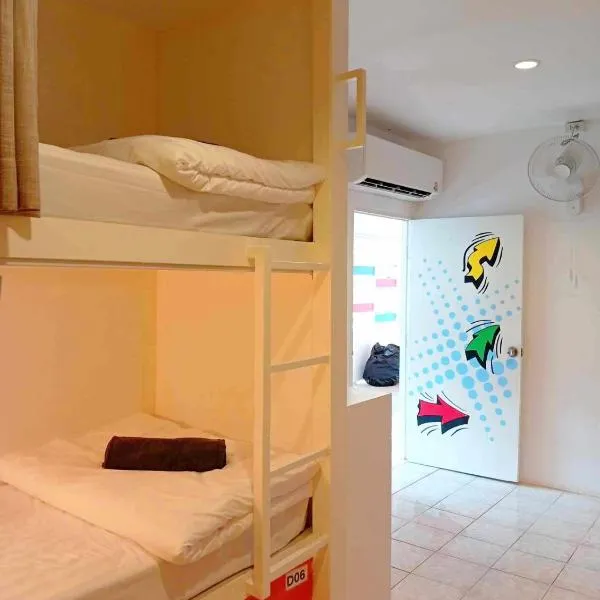 Go To Party Hostel and Bar Aonang، فندق في شاطيء آونانغ