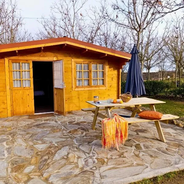 Camping Arribes del Duero, hotel in Lumbrales