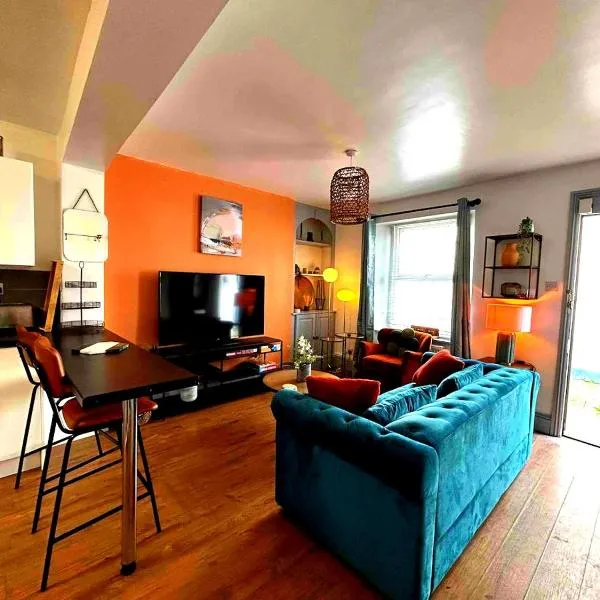 Charming 2BR Cottage in Devon | Fully Equipped & Cosy Retreat、テインマスのホテル