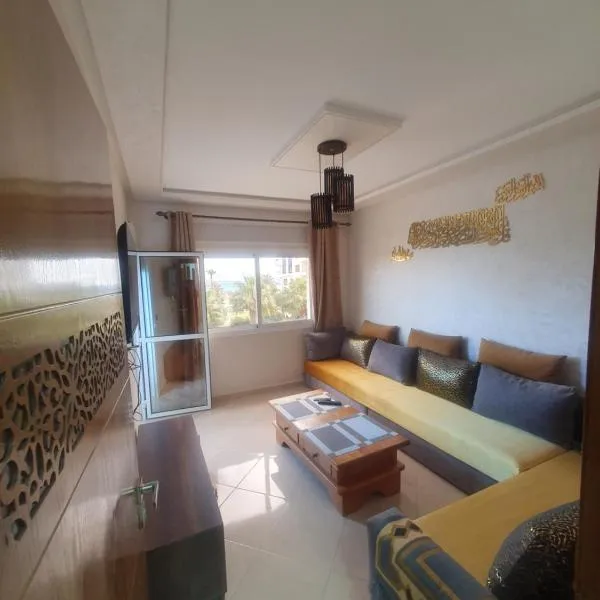 Luxury apartment in Mdiq Morocco, hotel v destinaci Mʼdik