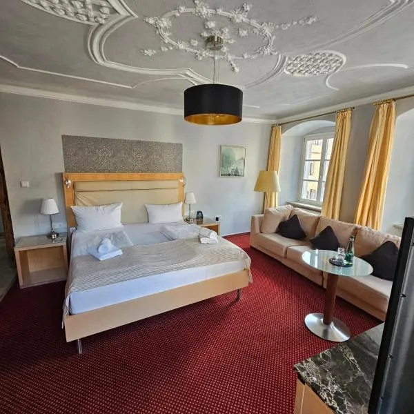 Hotel Goldene Rose, hotel v destinaci Weißenburg in Bayern