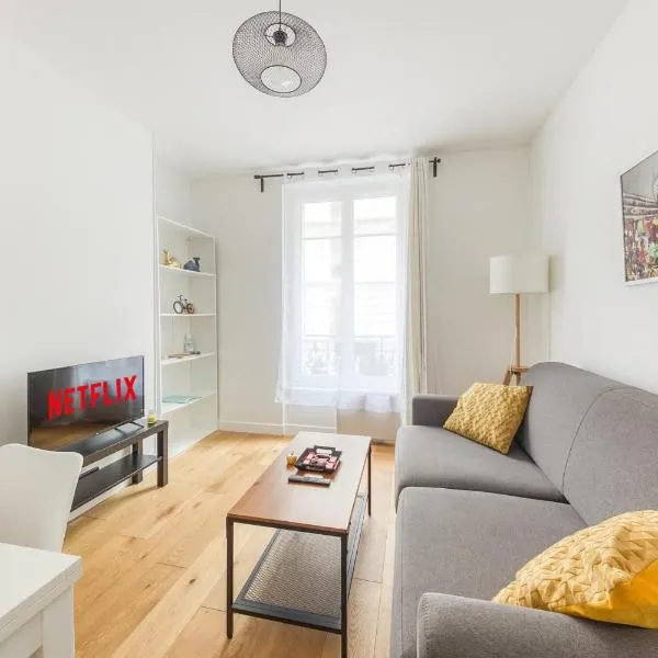 Parking gratuit - Central et cosy - 2 min Paris: Clichy şehrinde bir otel