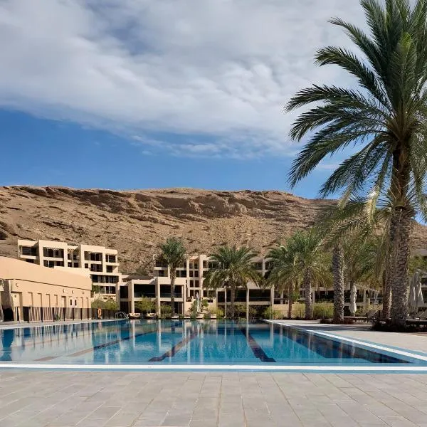 Stylish Apartment with a Jacuzzi (Park&Pool View), hotel v destinaci Muscat