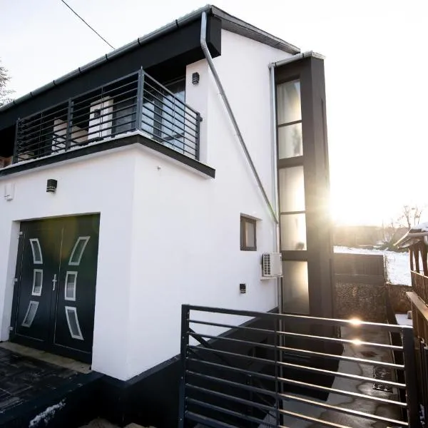 ÚJ - Emili Apartman Miskolctapolca - 27 főre – hotel w Miszkolcu