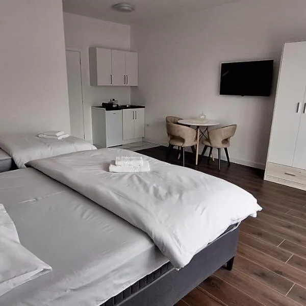 Lakeside Haven, hotel in Plav