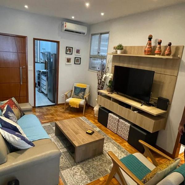 2 Bedroom with 2 Bathroom Apartment in Copacabana