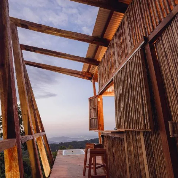 BAJO EL CIELO Glamping MINCA, hotel v destinaci Minca