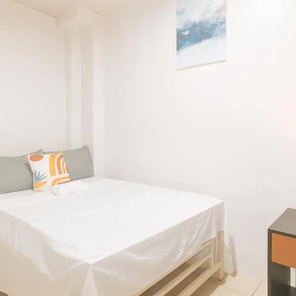 Cozy Cove Inn by RedDoorz, hotel em Bacolod
