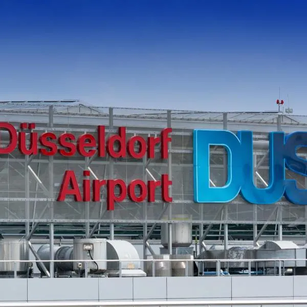 Alte Bäckerei Hinterhaus Apartment Alte Bäckerei am Flughafen - Messe Düsseldorf: Düsseldorf'ta bir otel