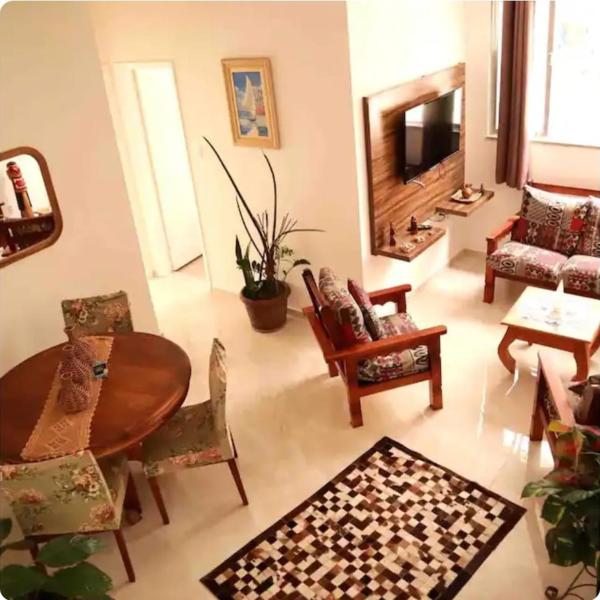 Apartamento no Gonzaga 2 quadras da praia