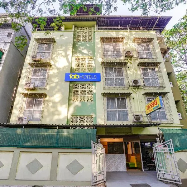 FabExpress Utsav Residency - Nr Panvel Railway Station, hotel v destinaci Jāmb