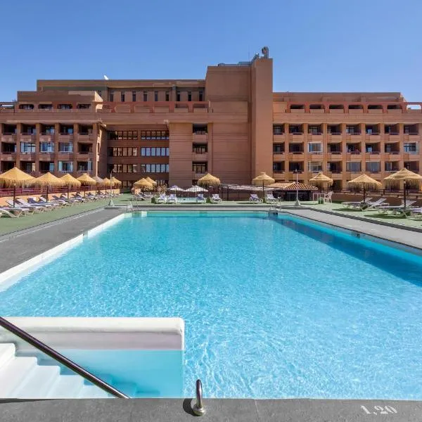 Las Palmeras Affiliated by FERGUS, hotel v destinaci Fuengirola
