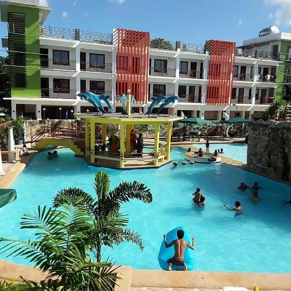 Moalboal Tropics, hotel in Moalboal