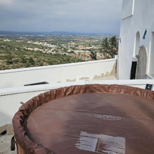 Haus Alegria mit Traumblick, hotel v destinaci Peñíscola