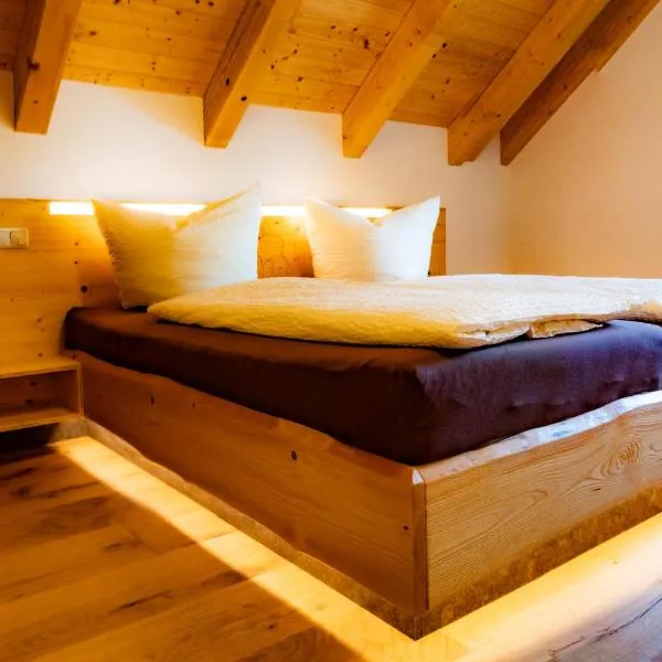 Ferienwohnung Villa Oben im Sandsteinidyll, хотел в Ратен