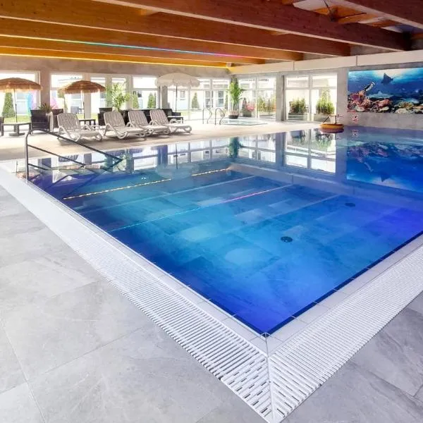 Srebrna Wydma Resort, hotel v destinaci Dąbki