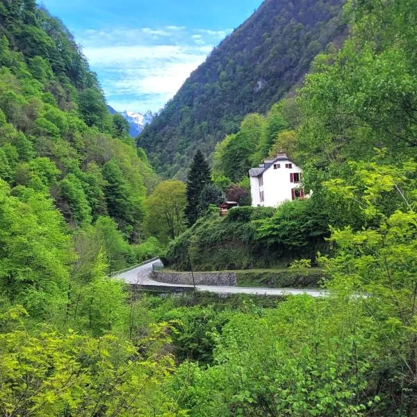 Les Ruisseaux, hotel v destinácii Cauterets