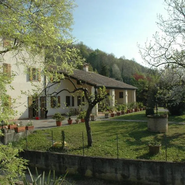 Albergo Volpara, hotel in Paderno del Grappa