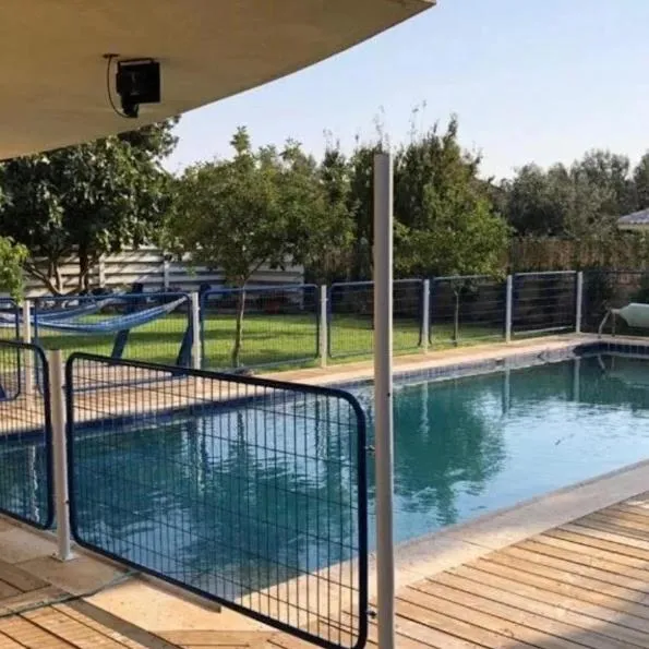 סוויטת לורד הרמיטאז' בגולן, hotel v destinaci Bruchim Qela' Alon