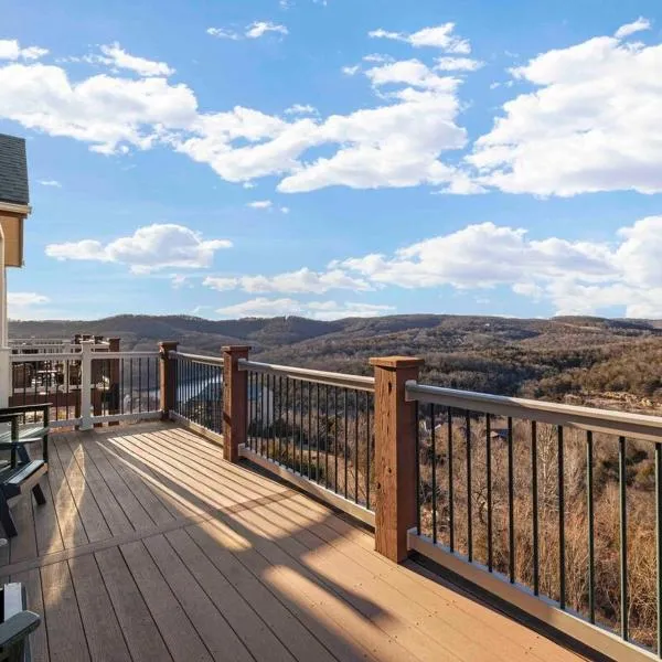Panoramic Penthouse at SDC, hotel in Branson