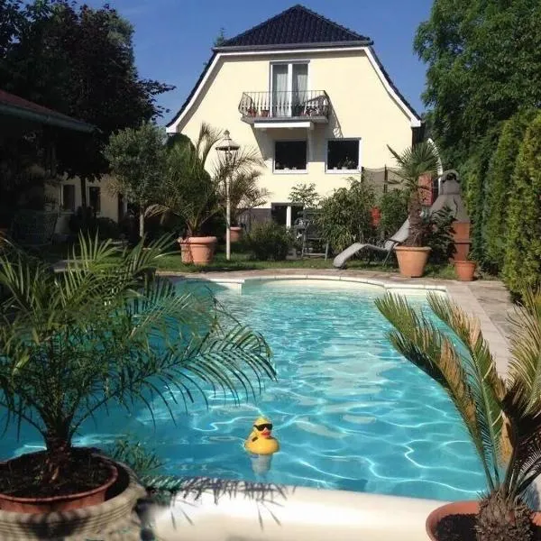 Übernachten im Grünen, hotel in Glienicke