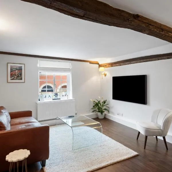 Beautiful period property in historic town, hotel in Braintree