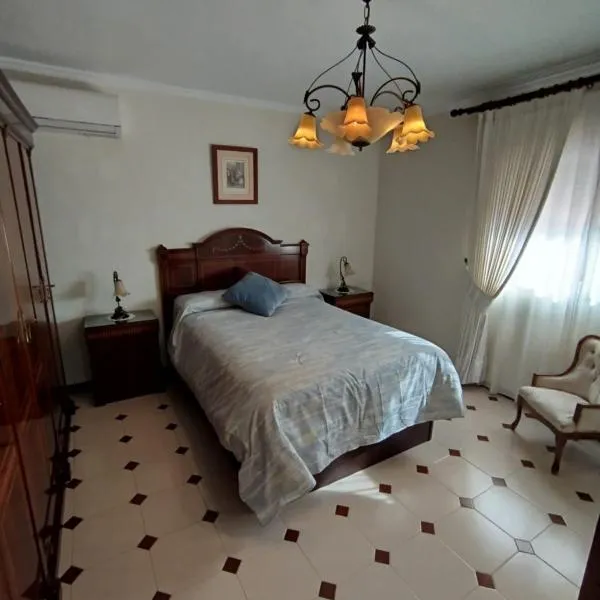 Merino Casa Rural, hotel v destinaci Yunquera