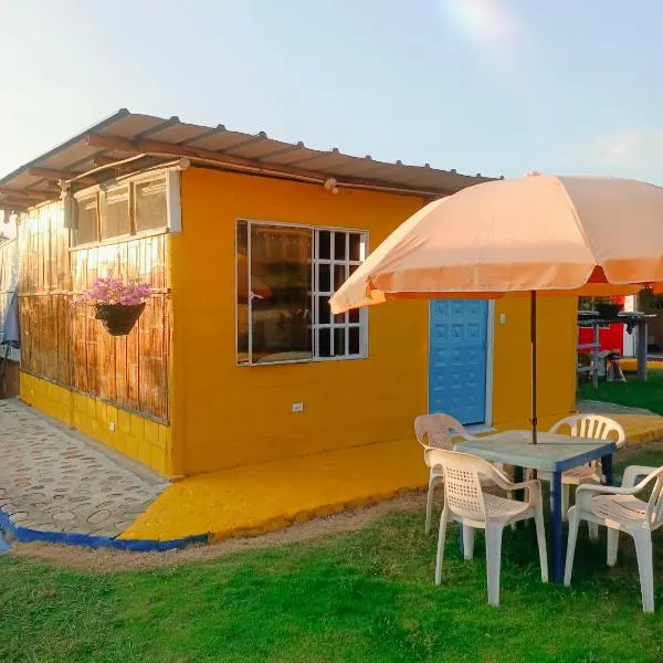 Hermosa Cabaña en Guadua Rivera, hotel in Rivera