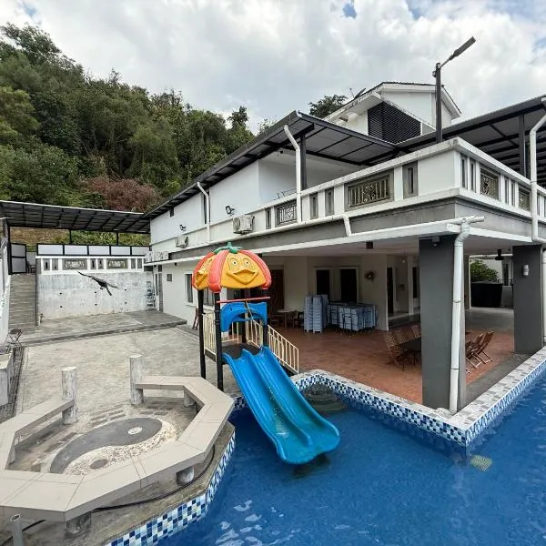40PAX 7BR Villa with Kids Swimming pool, KTV, Pool Table n BBQ near SPICE Arena Penang 9800 SQFT, hotel v destinaci Bayan Lepas