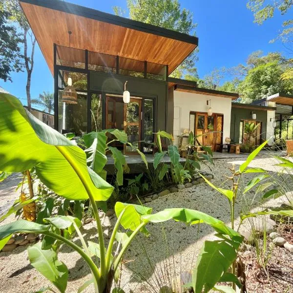 Ikiru House, ξενοδοχείο σε Santa Teresa Beach
