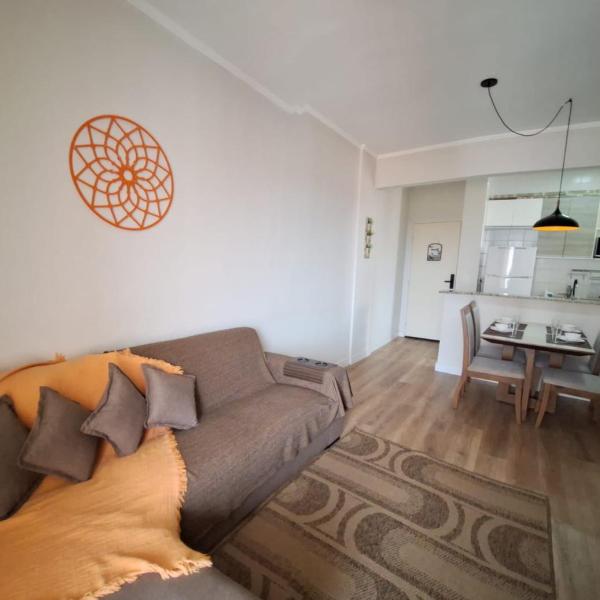 Apartamento Olímpia - 3 min do Parque Termas dos Laranjais - 2 dorms, varanda, piscina, ar condicionado, lazer completo e muito mais ! - Foto 2