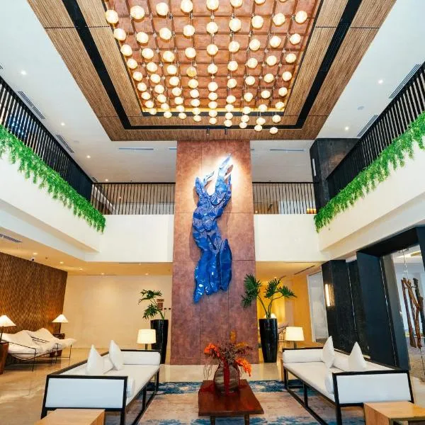 Elijah Hotel, hotel in Dasmariñas